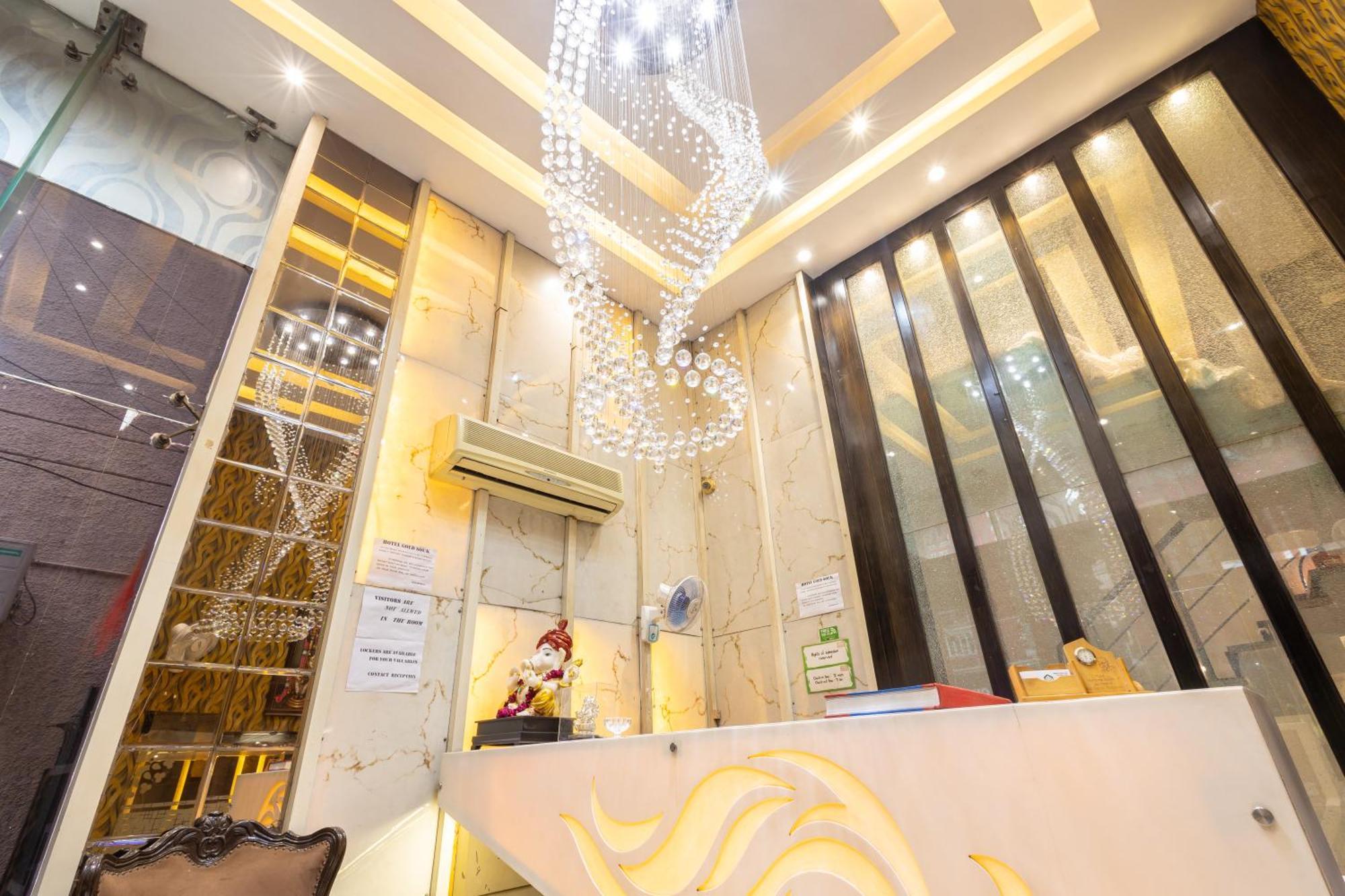 Hotel Gold Souk - Karol Bagh Delhi  Bagian luar foto