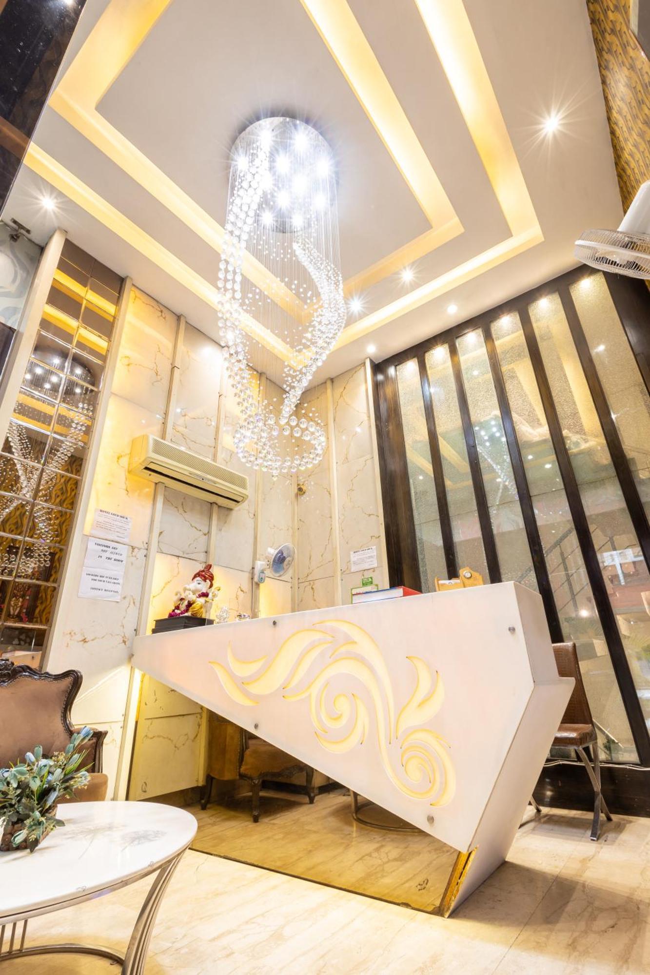 Hotel Gold Souk - Karol Bagh Delhi  Bagian luar foto