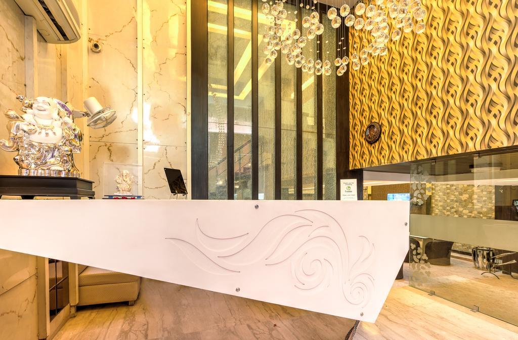 Hotel Gold Souk - Karol Bagh Delhi  Bagian luar foto